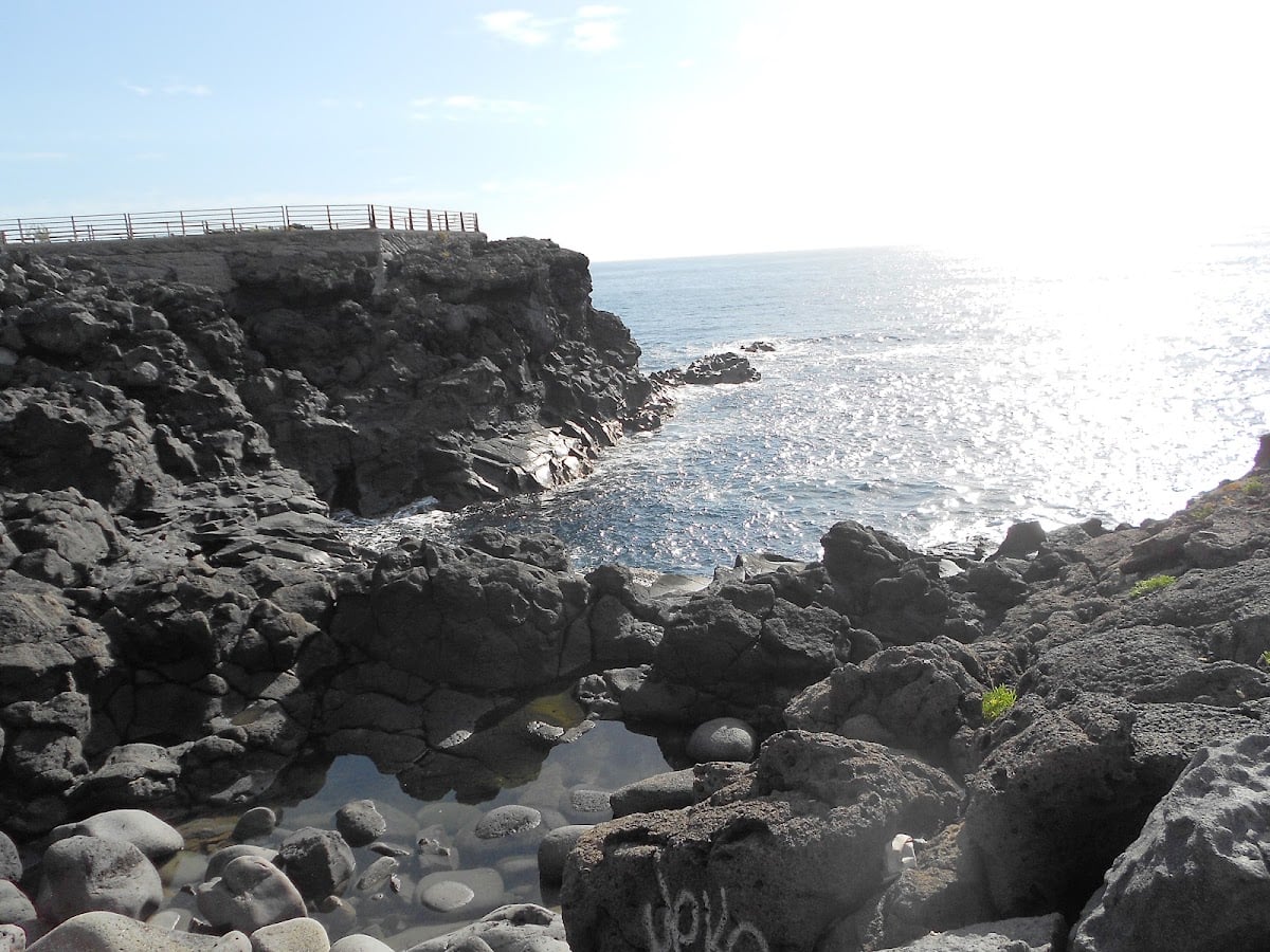 Grotte laviche di Ulisse