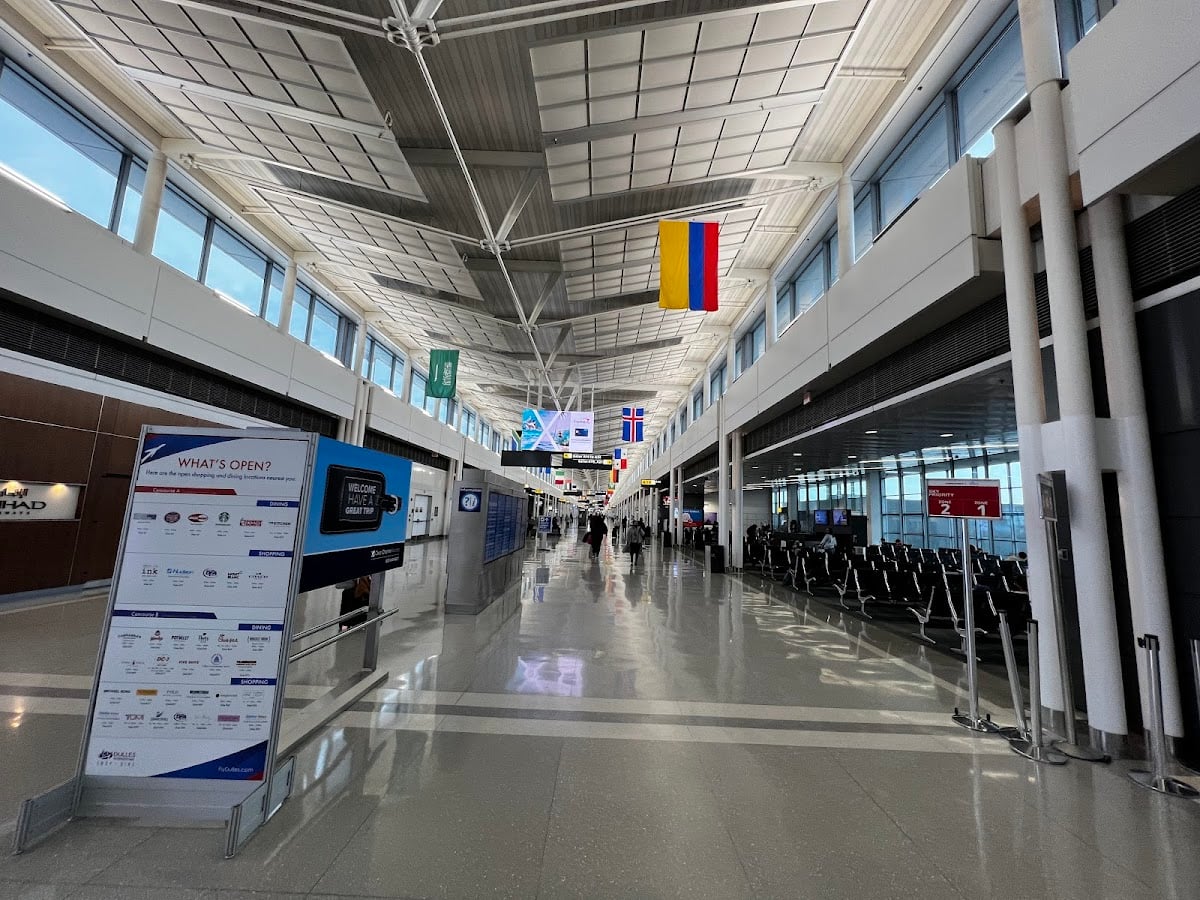 IAD (Washington Dulles) - There is a dark energy here I can't explain