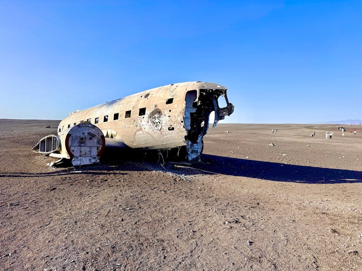 Parking for Douglas DC-3