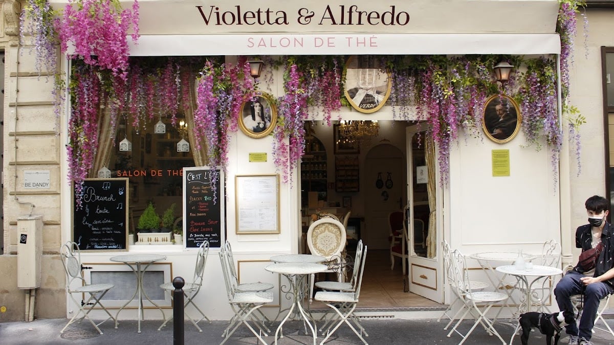 Violetta et Alfredo - Salon de thé - thème opéra