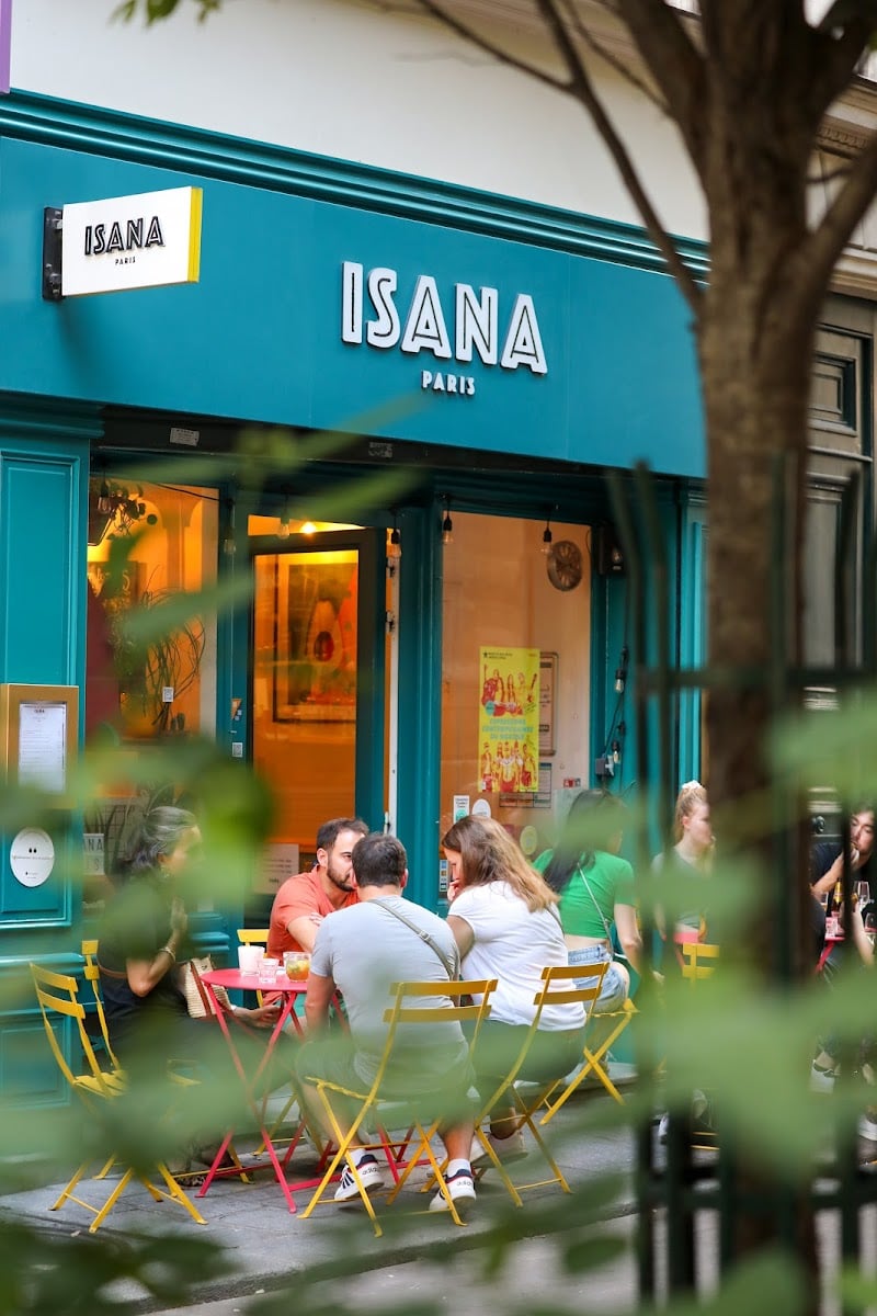 ISANA PARIS