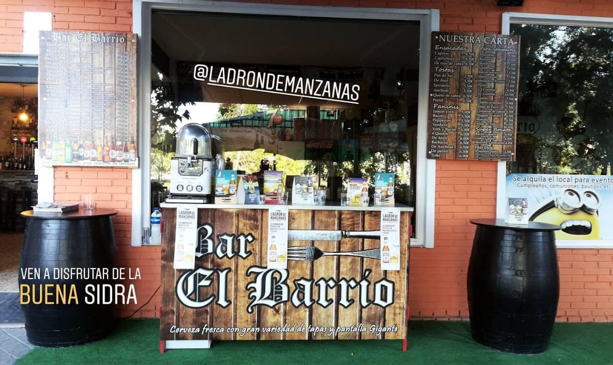 Bar El Barrio - Pernil,carne, pizzas , tacos (buena pinta)