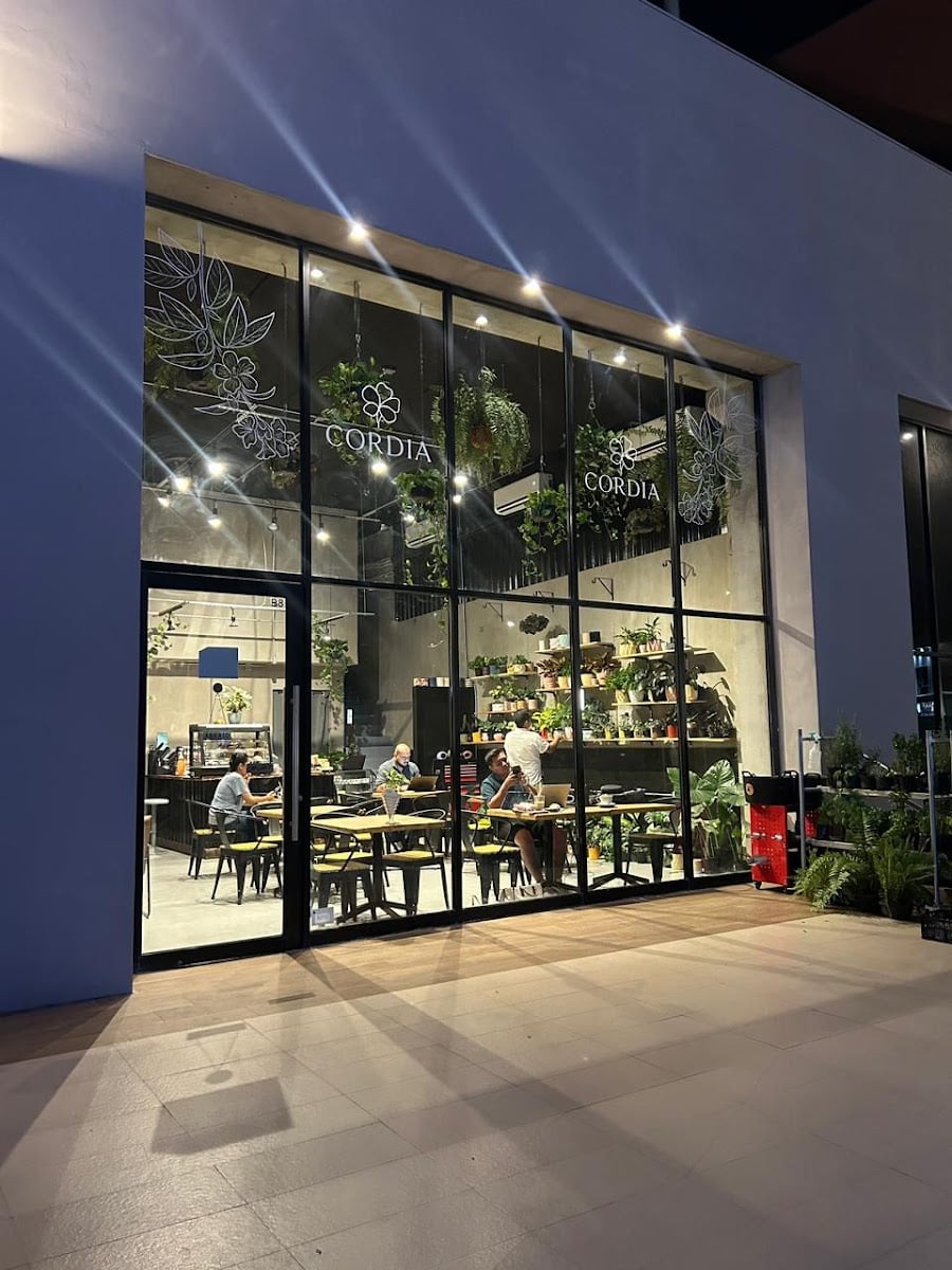 Cordia café y plantas