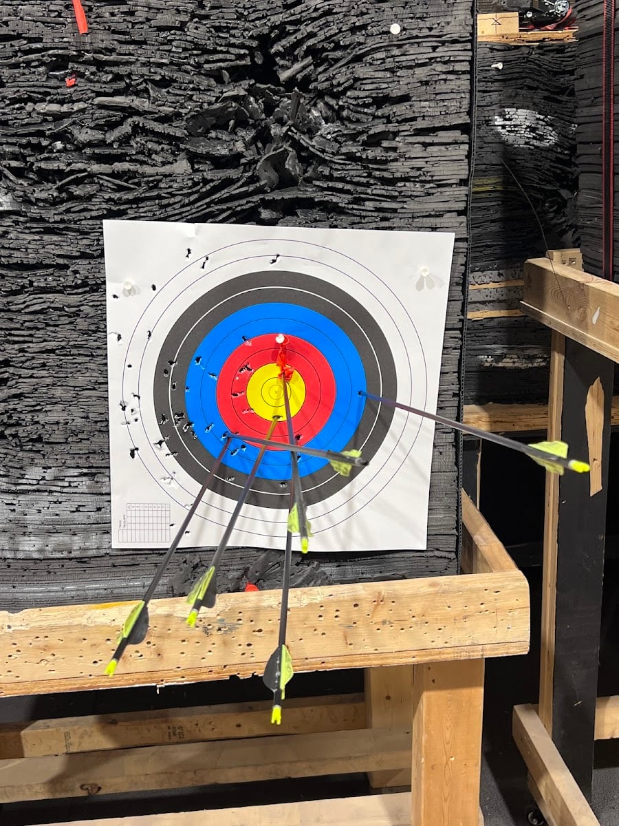 Sports de Combats - Axe Throwing, Archery