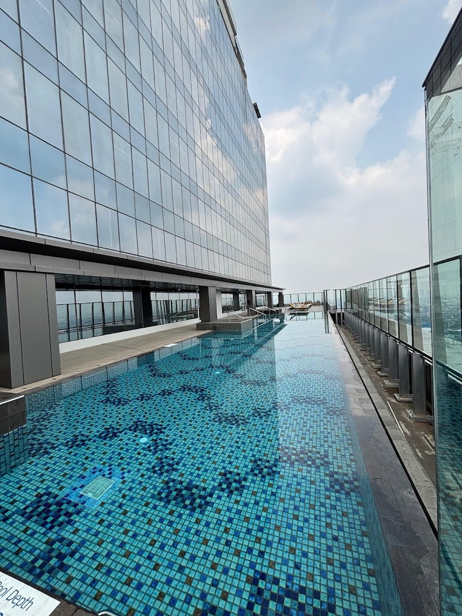 Aloft Jakarta Kebon Jeruk