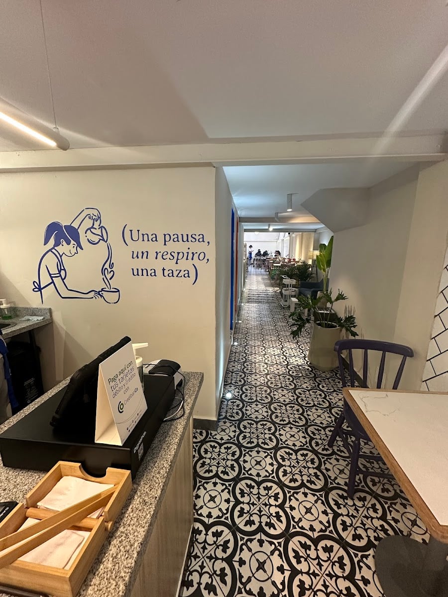 Coralo Café - Refugio gastronómico tranquilo