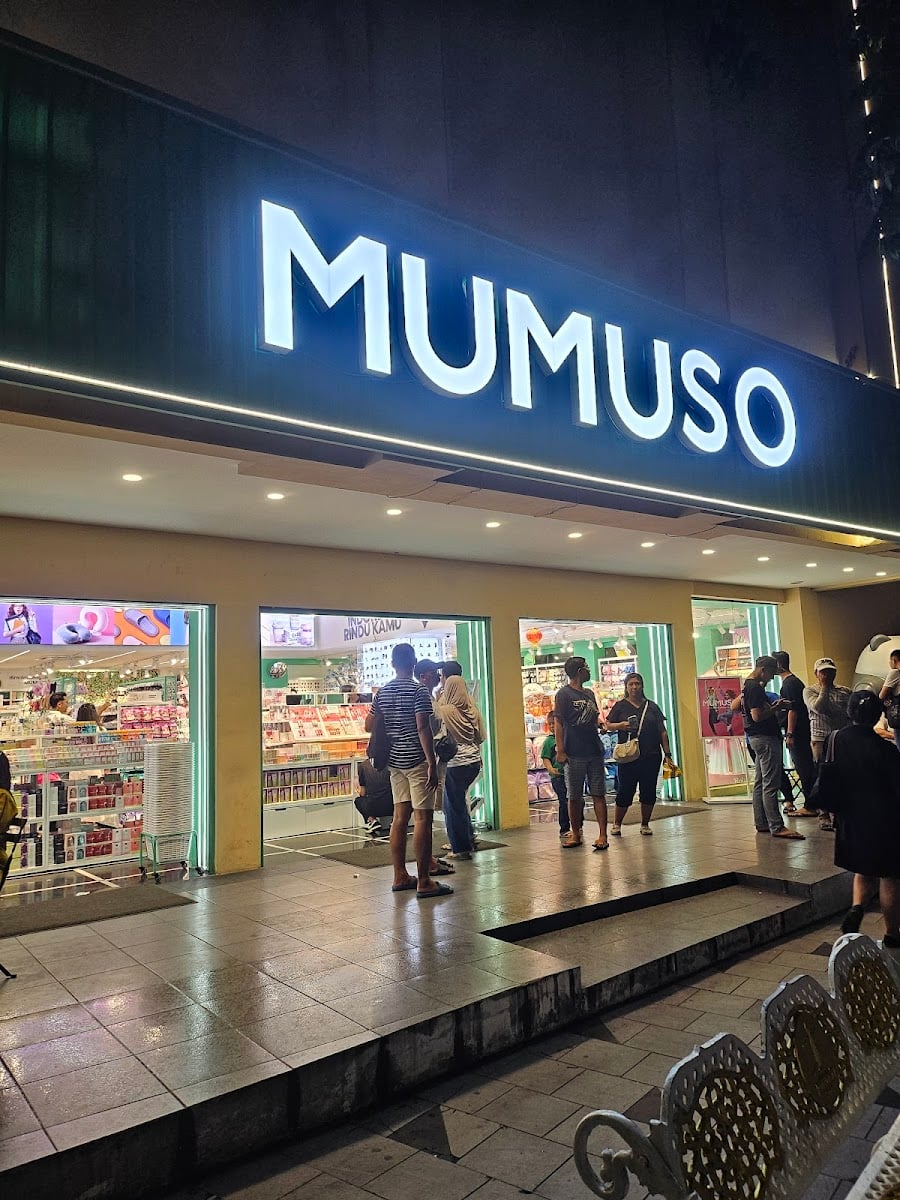 Mumuso Tunjungan