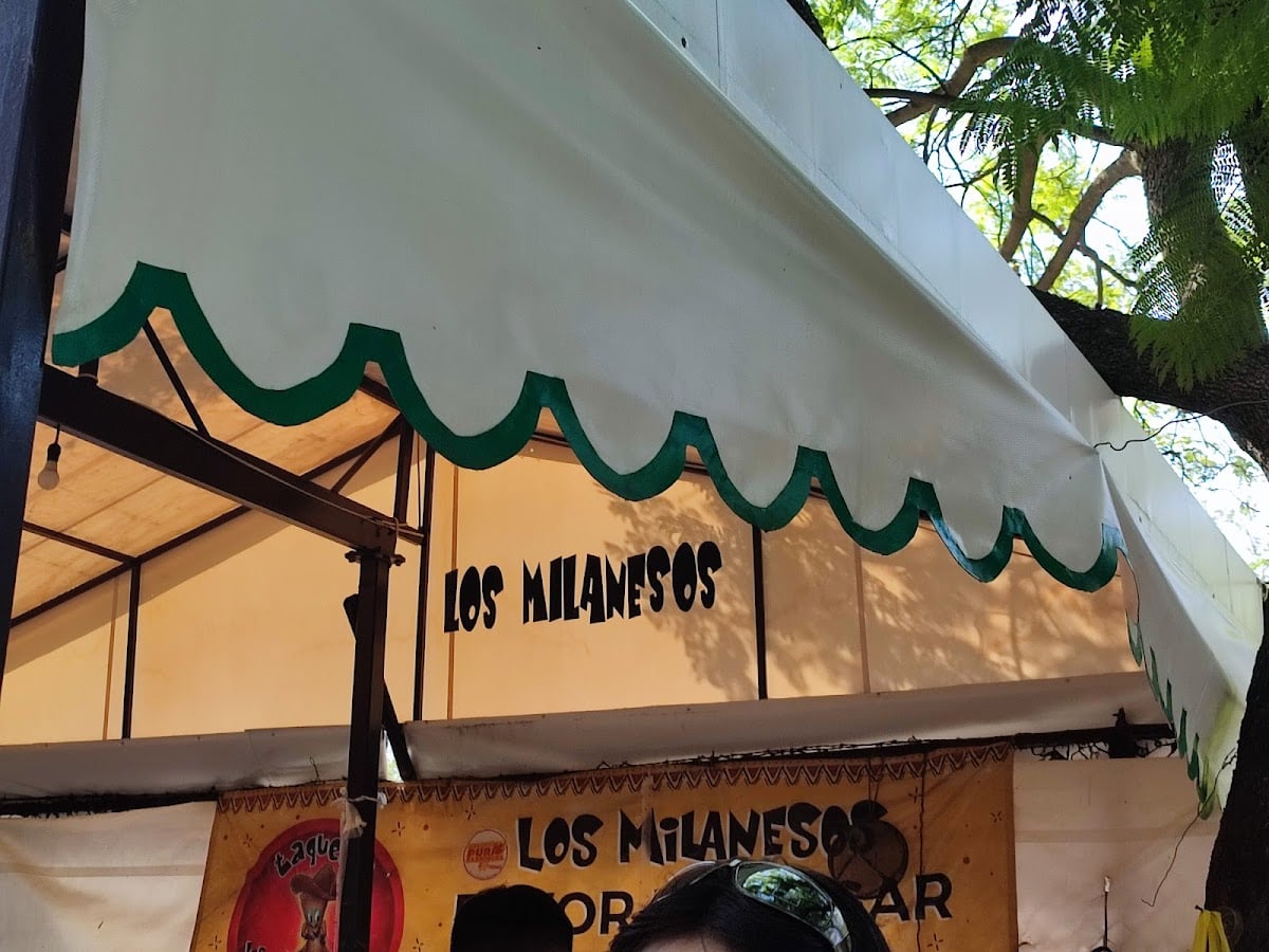 Los Milanesos