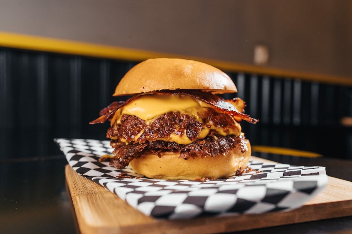 Smile smash burger