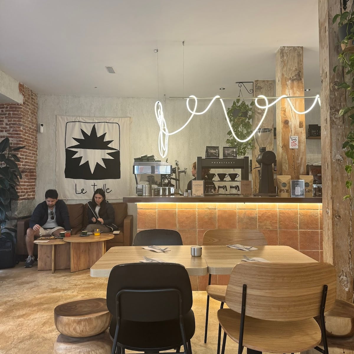 Pascal Cafe