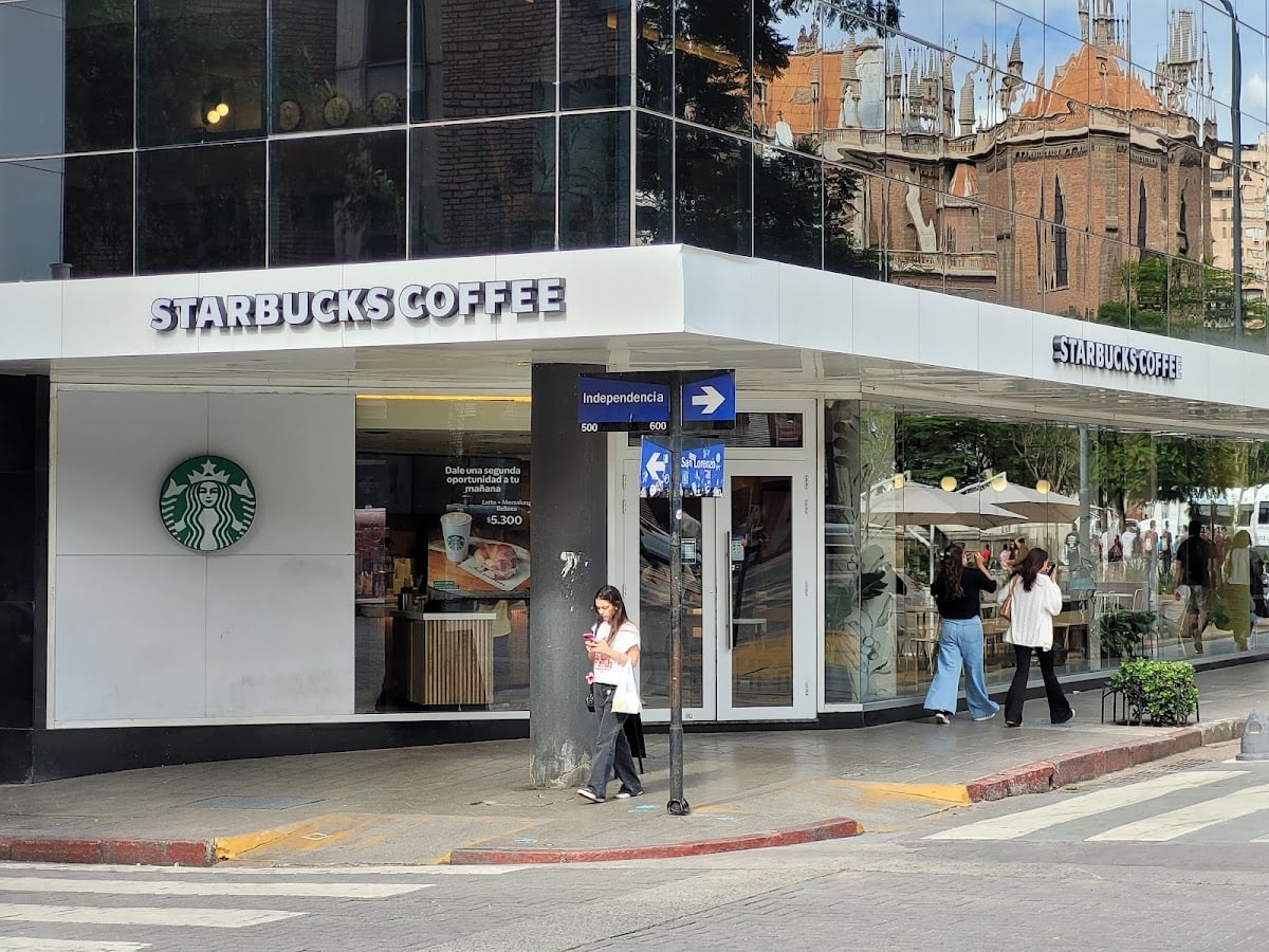 Starbucks Coffee [Store: Buen Pastor]