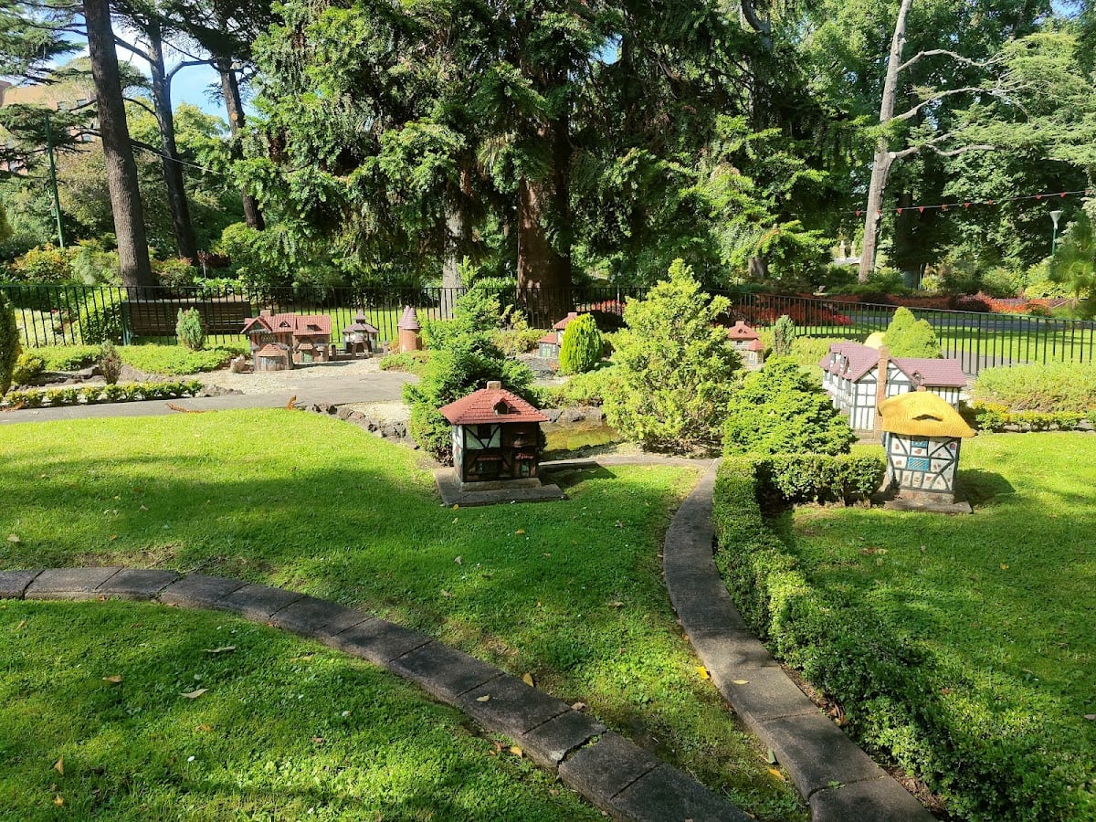 Fitzroy Gardens