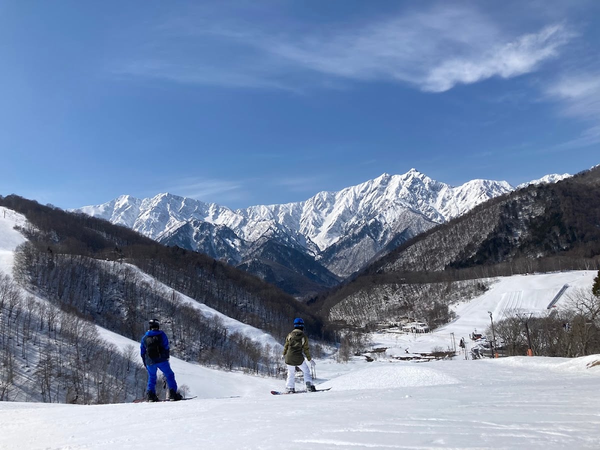 Hakuba Valley Kashimayari Ski Resort