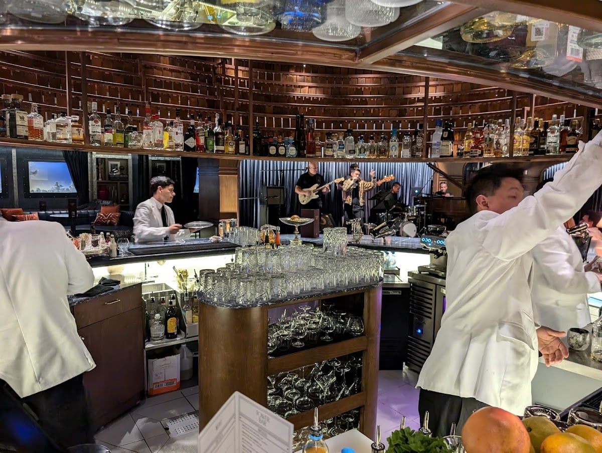 Tower Bar