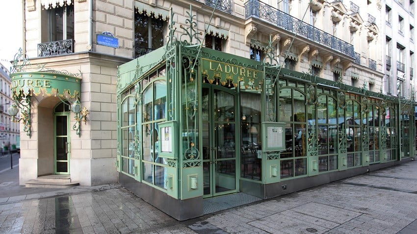 Ladurée Champs-Elysées