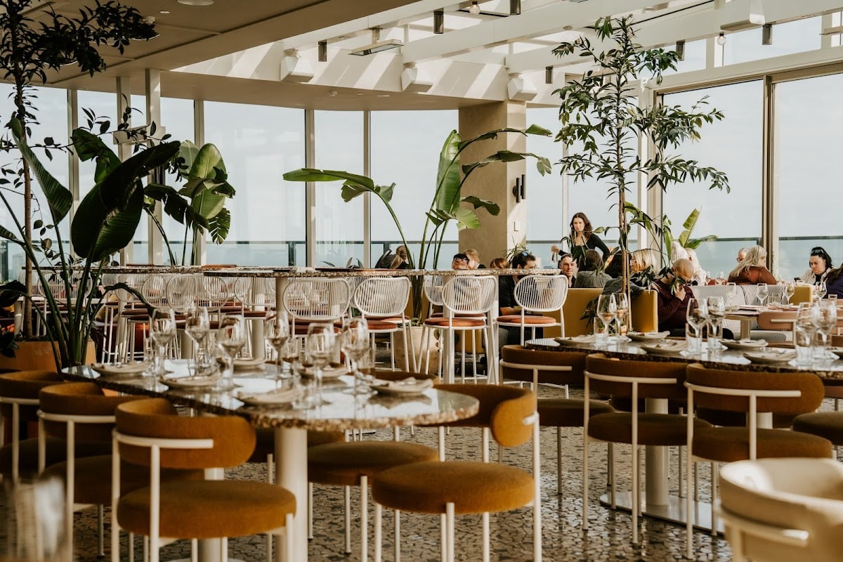Beverly - Super cute, beautiful view, escort women with older men everywhere, menu exceeding my tax bracket I love my life