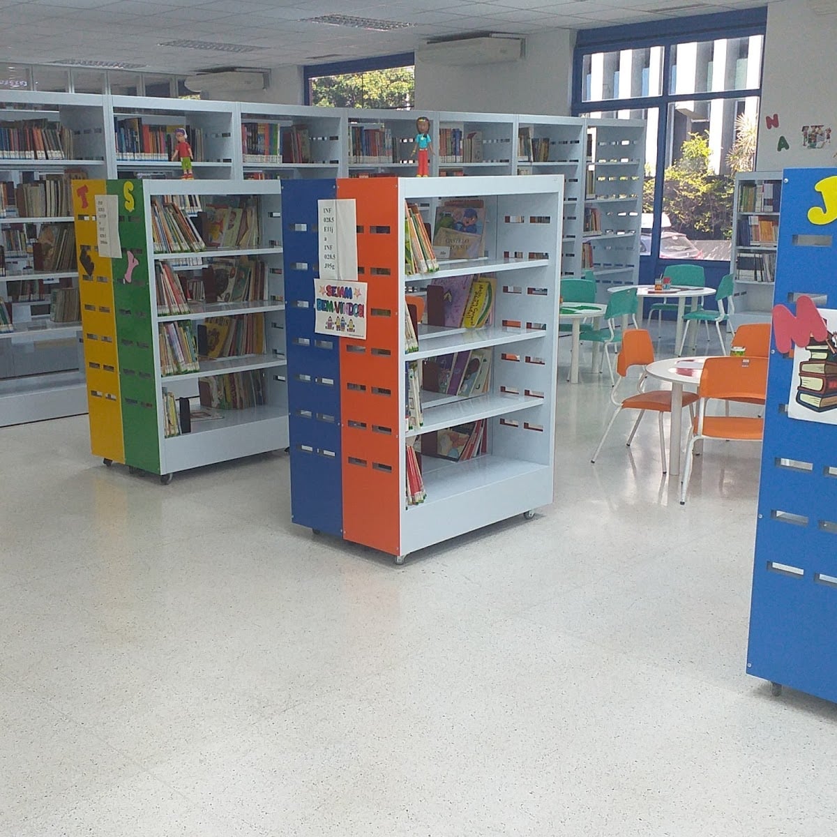 Biblioteca Demonstrativa de Brasília
