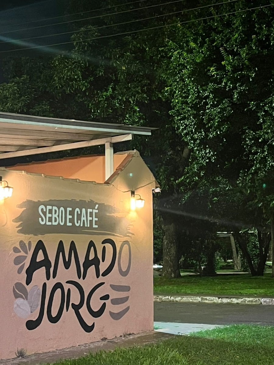 Sebo&Café Amado Jorge