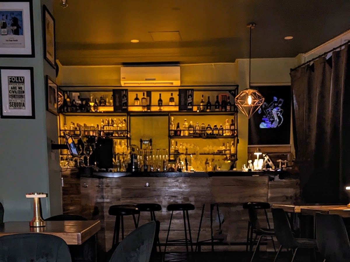 Members Only - Piano bar