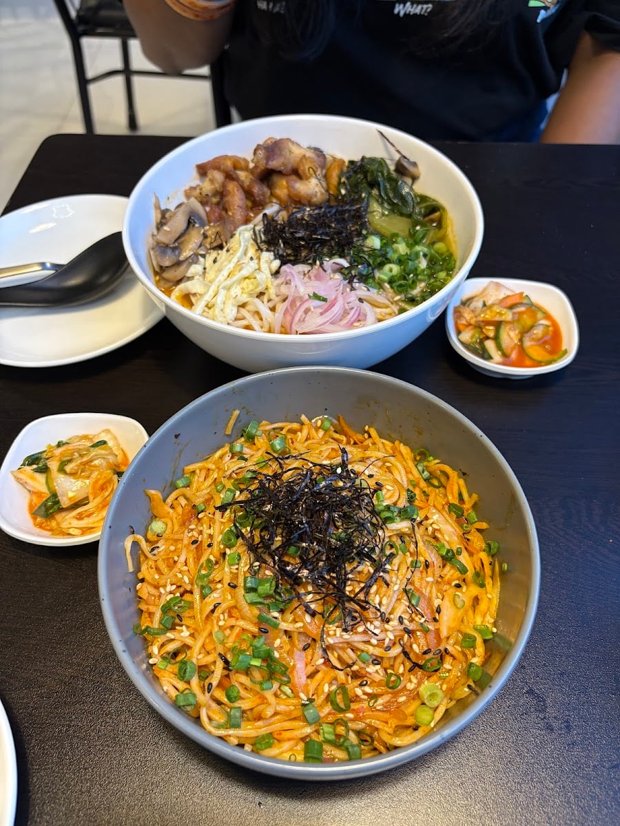 Wok & Roll - Asian Kitchen