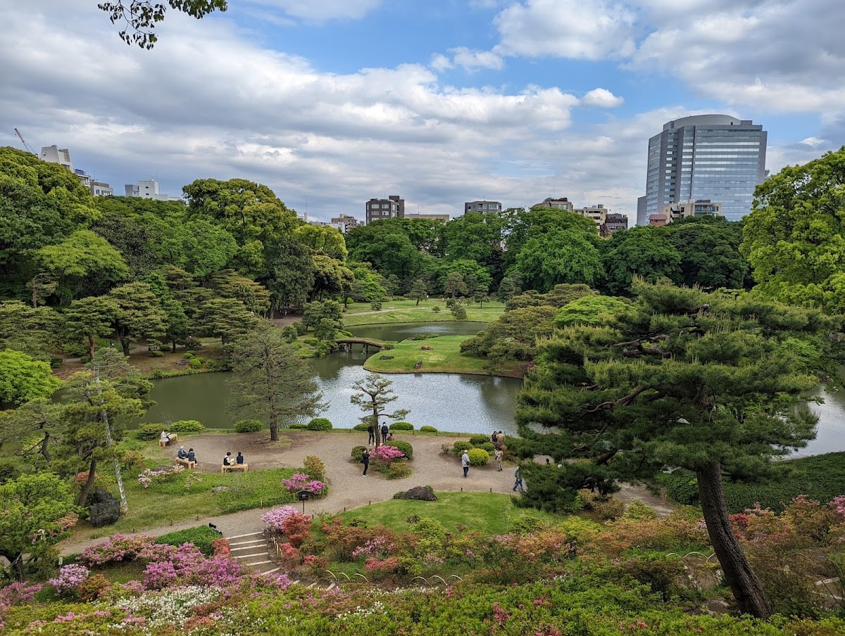 六義園