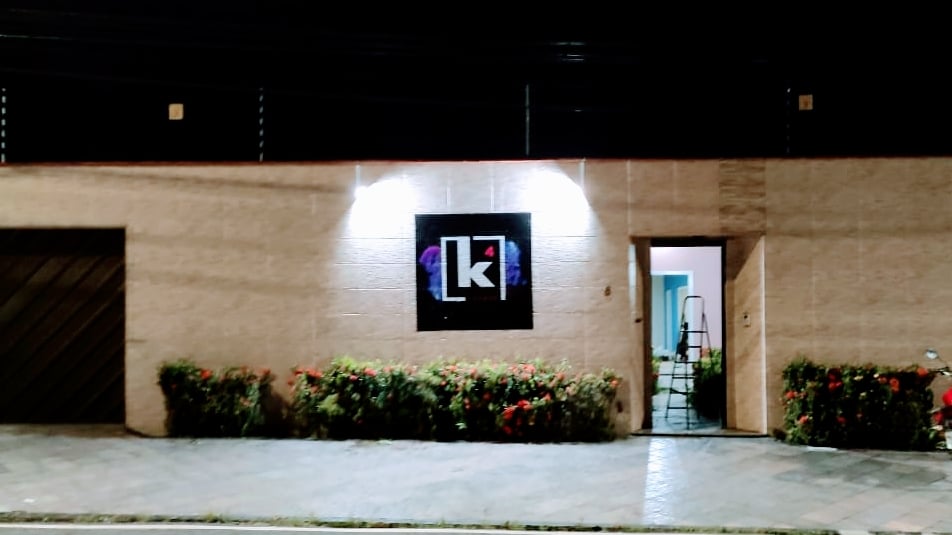 K4 Lounge