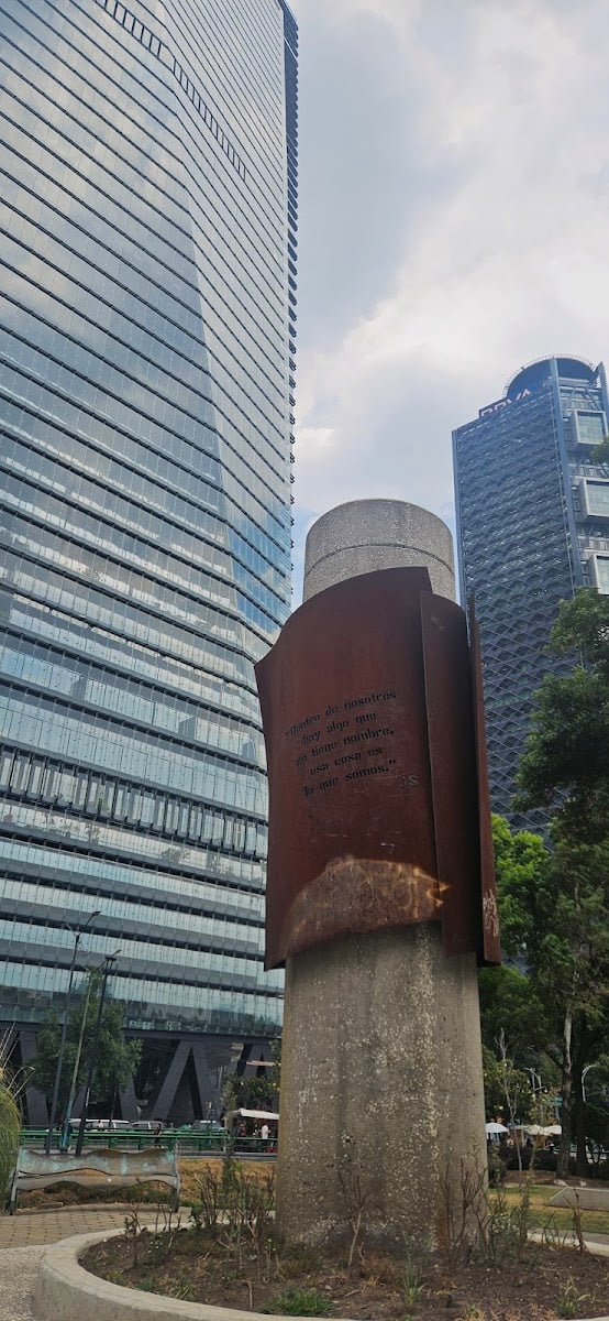 Plaza de lectura José Saramago