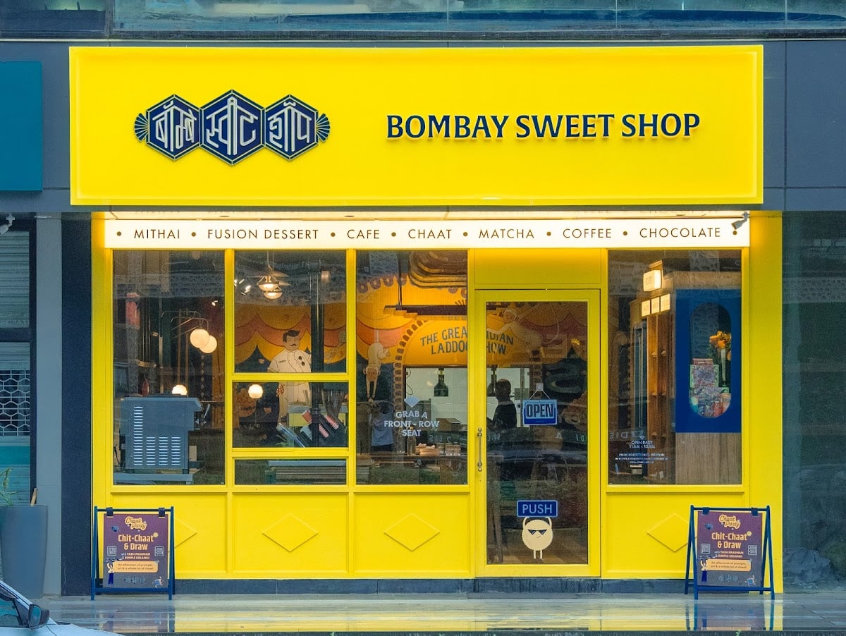 Bombay Sweet Shop & Cafe - Oshiwara