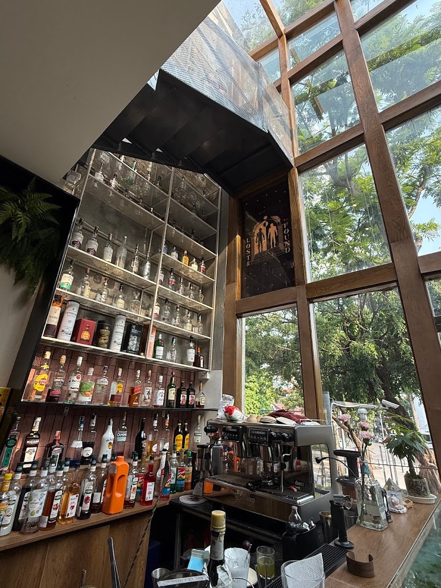 Lost And Found- Coffees And Bar