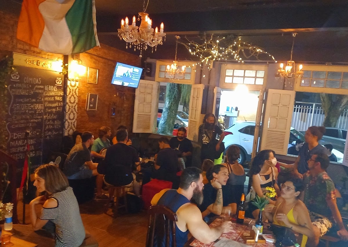 Oscar Selvagem Pub