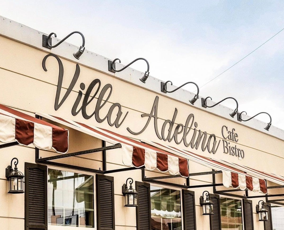 Villa Adelina Café Bistro