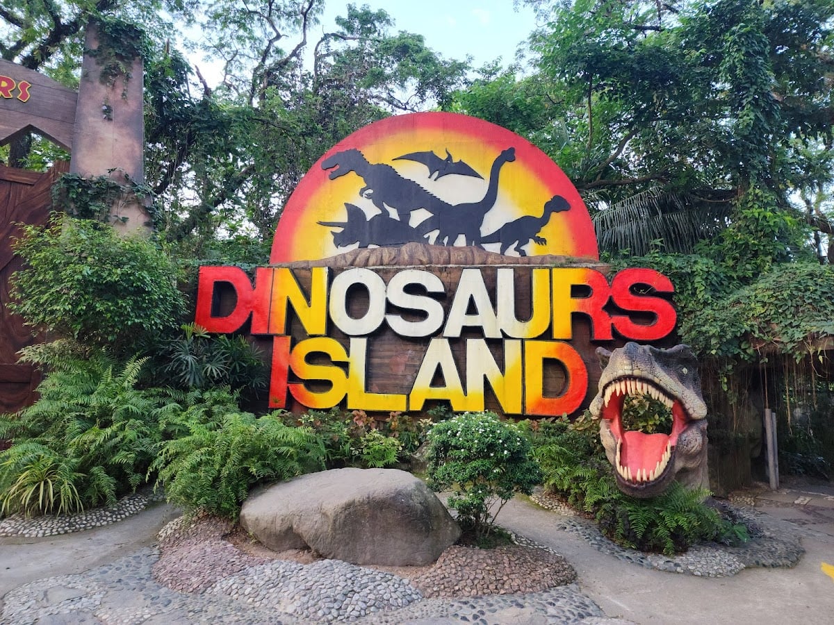 Dinosaurs Island