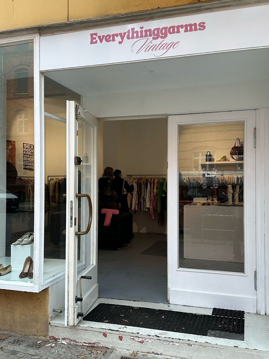 Everythinggarms Vintage