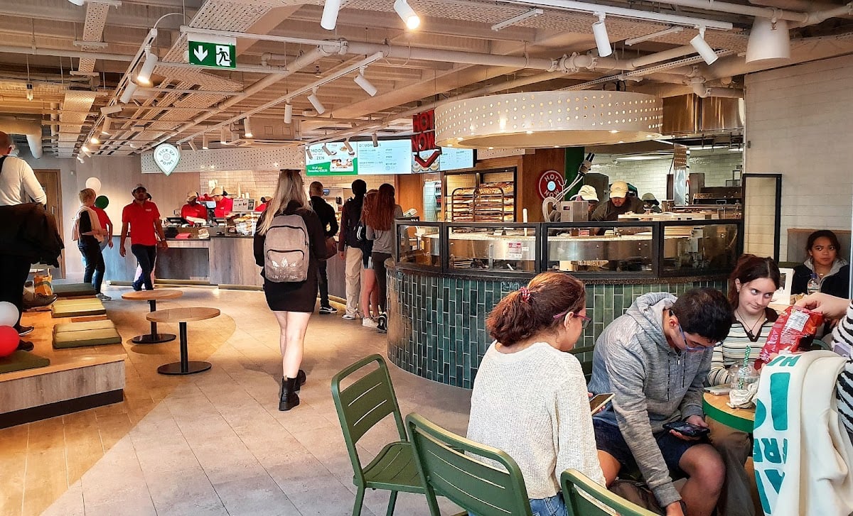 Krispy Kreme Central Plaza Dublin - Cheap coffee