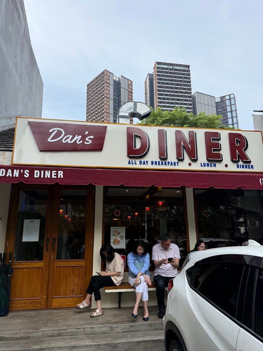 Dan's Diner