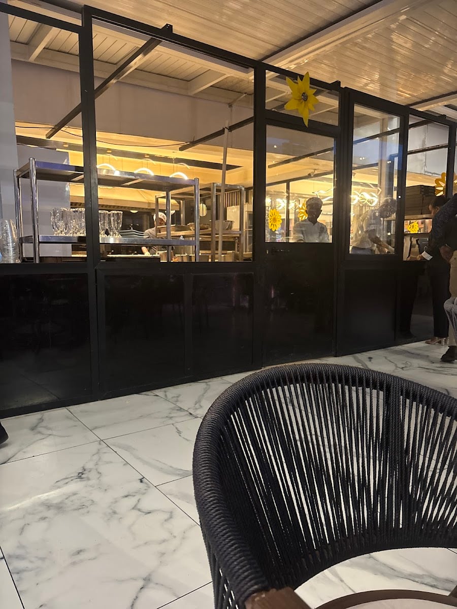London Cafe