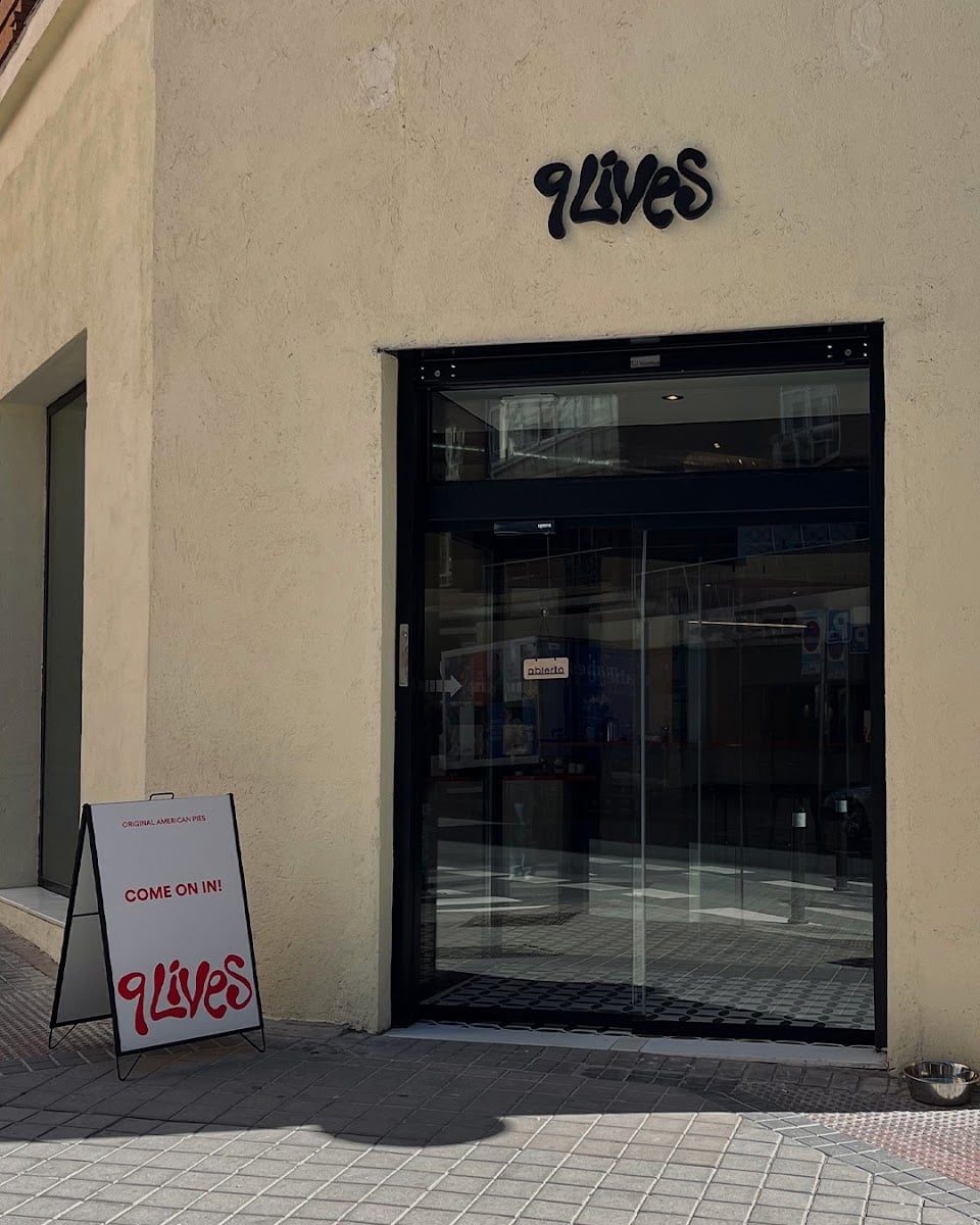 9 Lives Specialty Coffee & Brunch