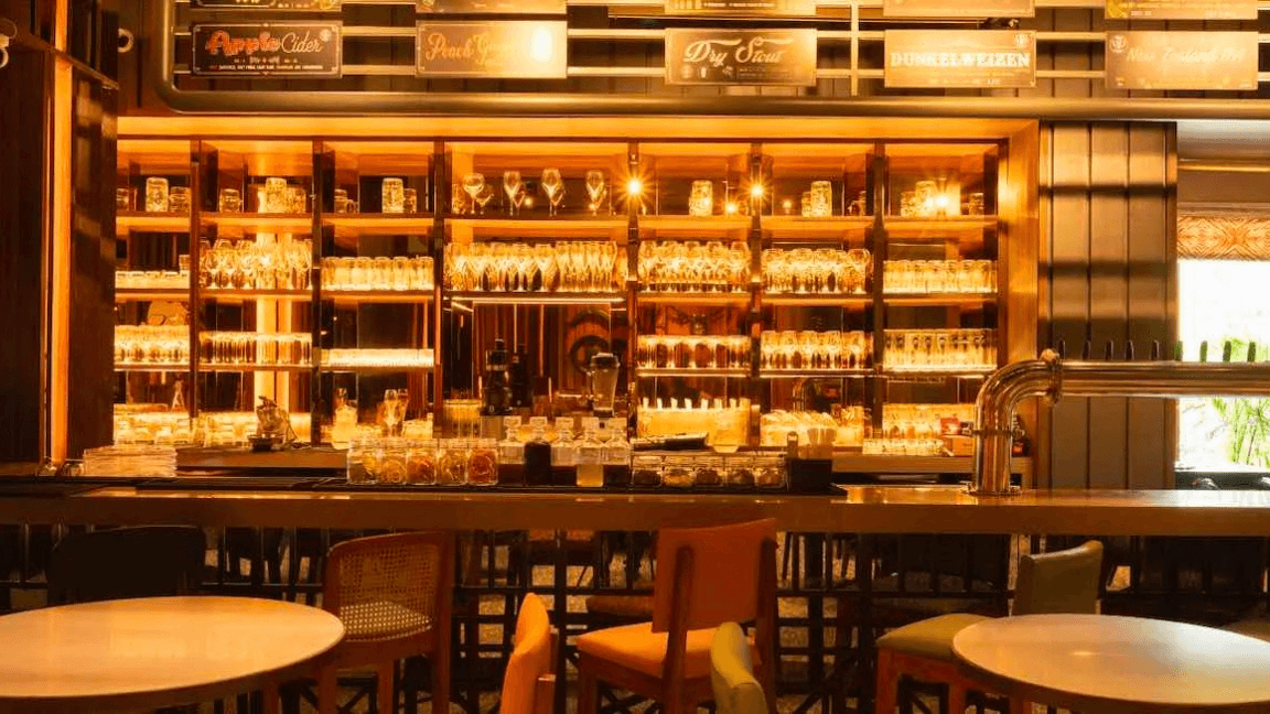 Effingut Brewpub Saket - Savor the best craft brew experience in Delhi!