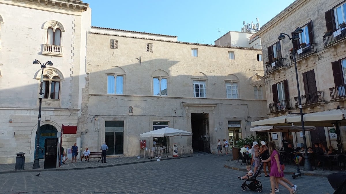 Palazzo Lanza Bucceri