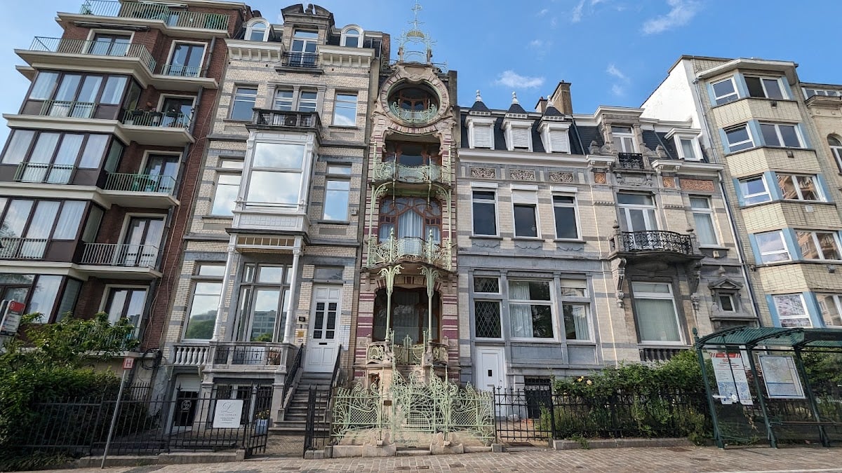 Saint-Cyr House