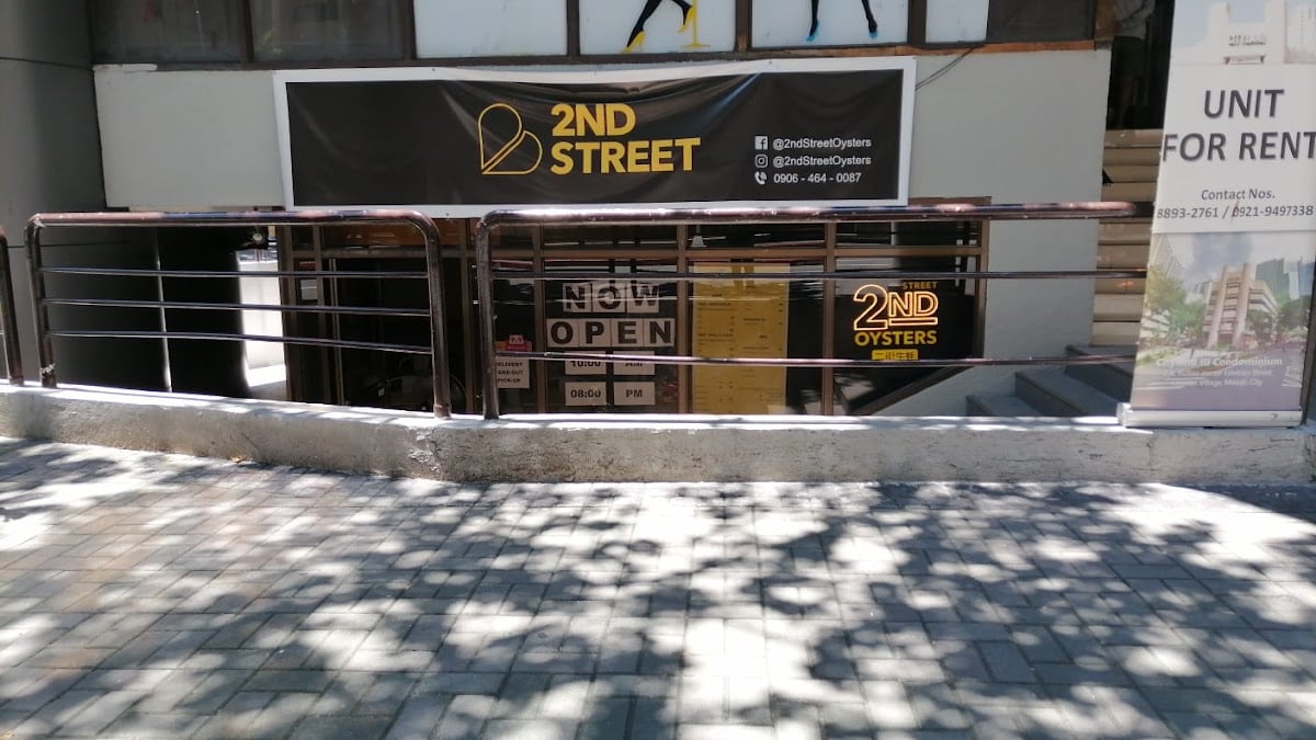 2nd Street Oysters Makati