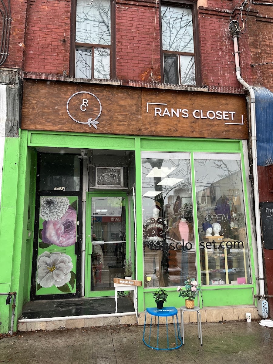 Rans closet - college