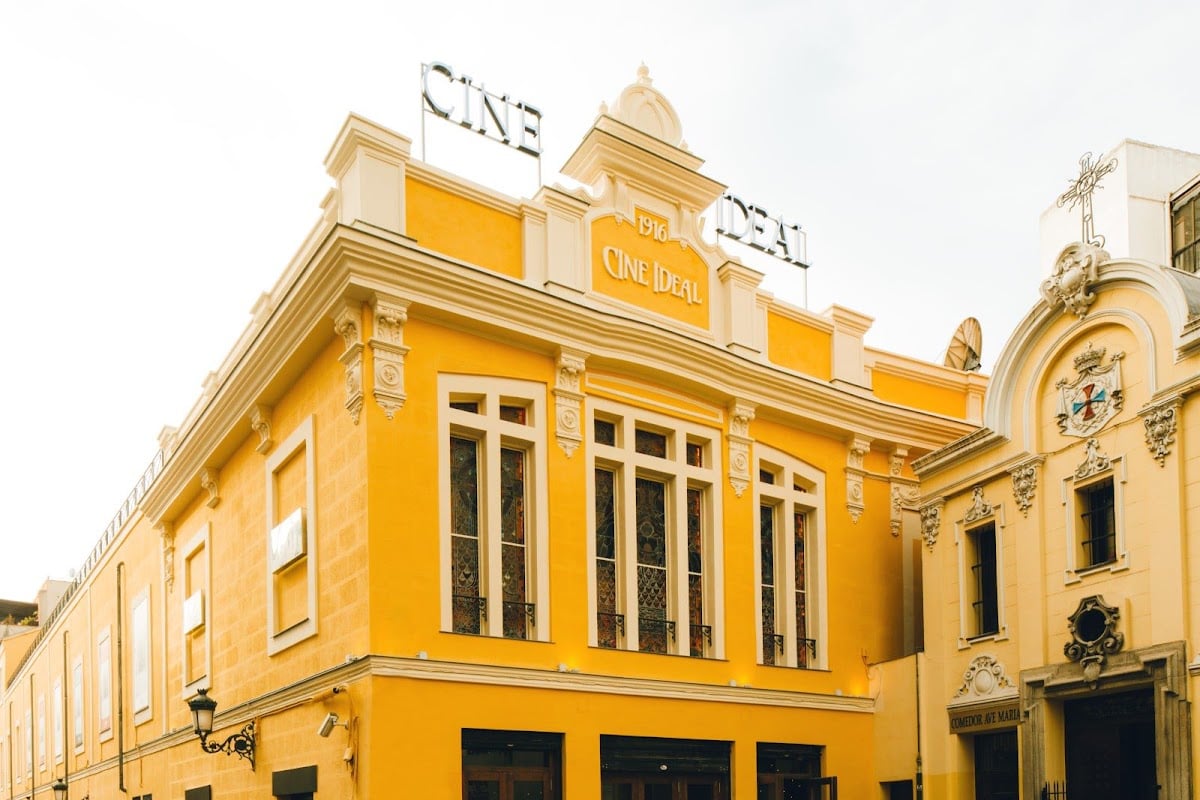 Cine Yelmo Ideal