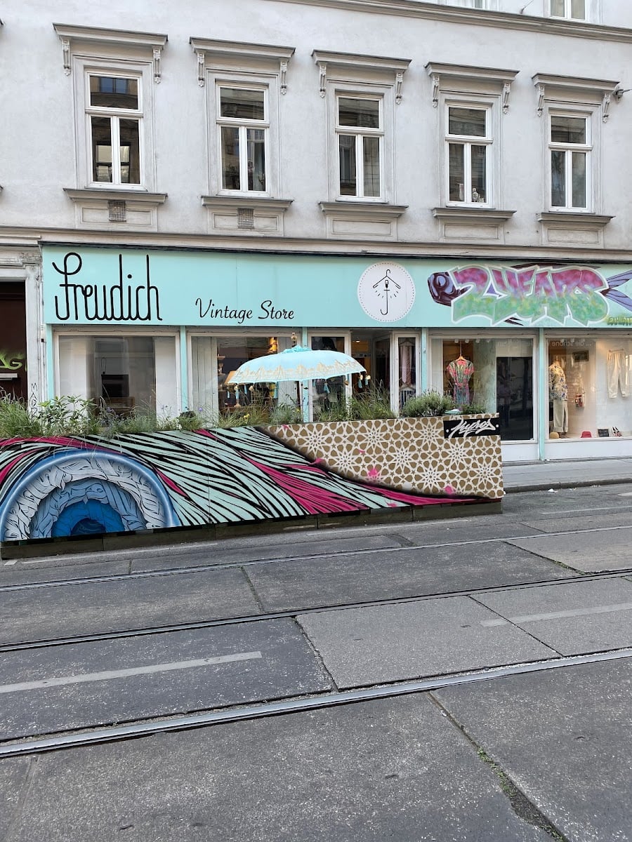 Freudich Vintage Store