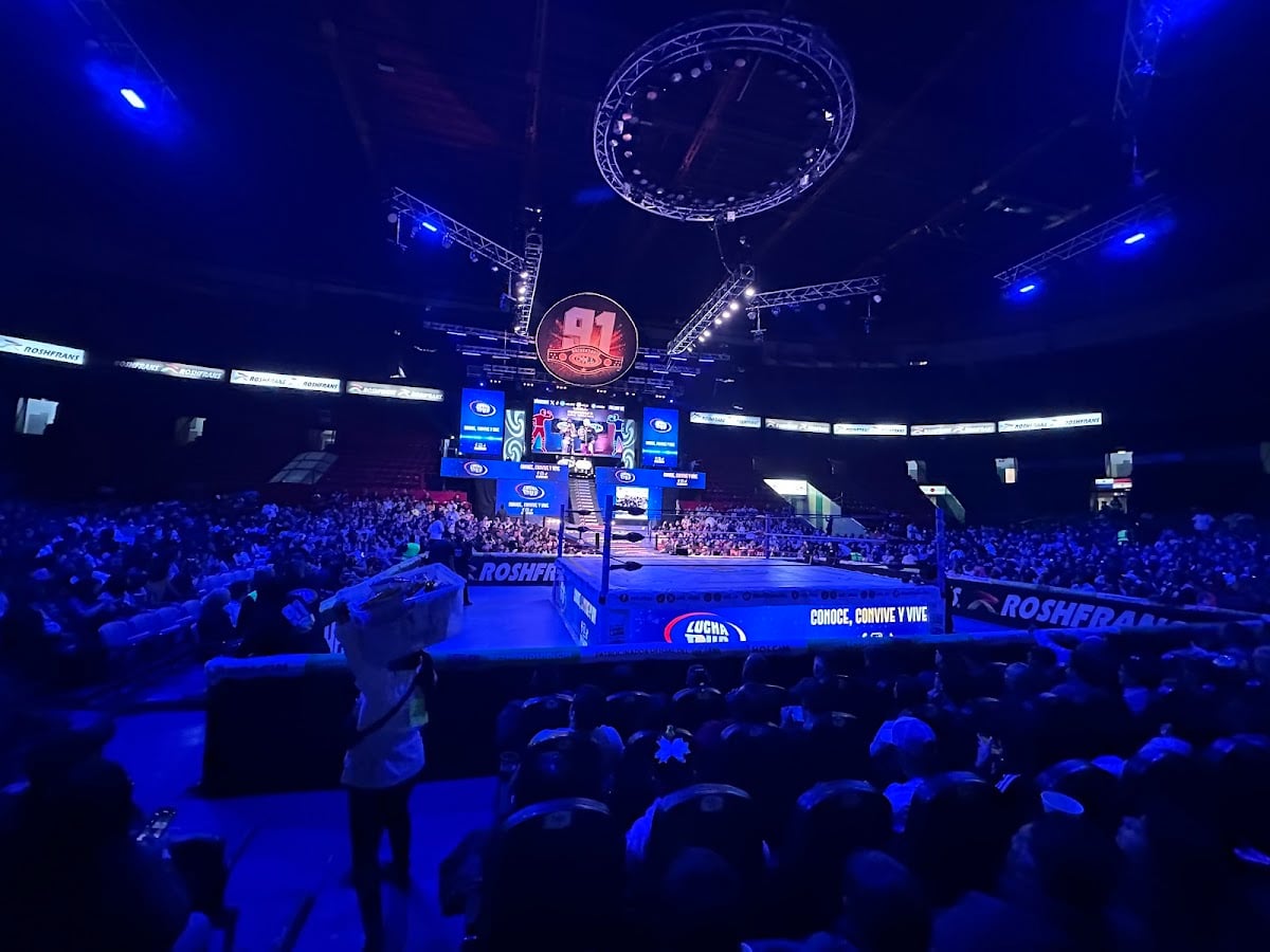 Lucha Libre Experience Mexico a Pie Meeting Point