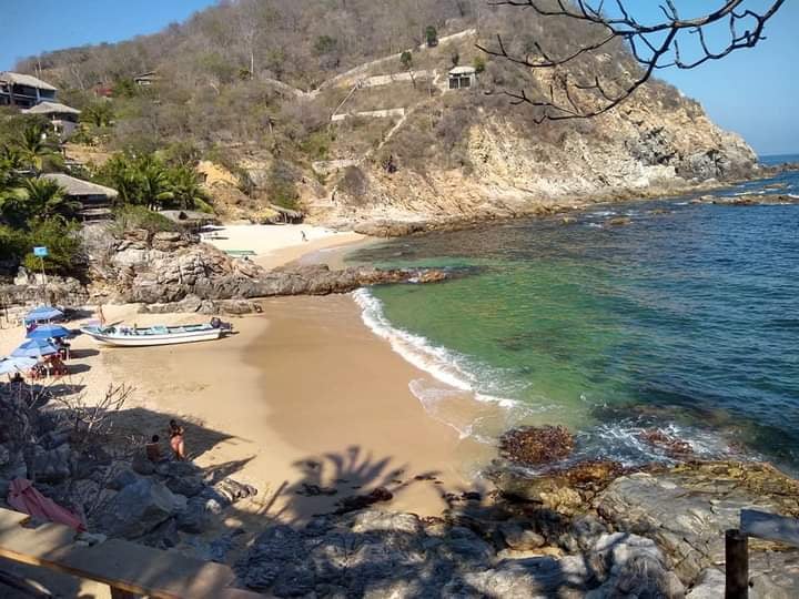 Playa Estacahuite