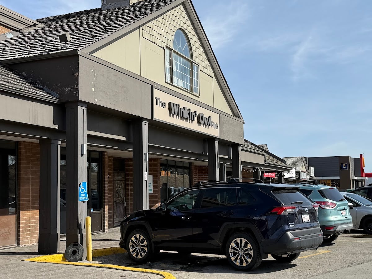 Winkin Owl Pub & Grill