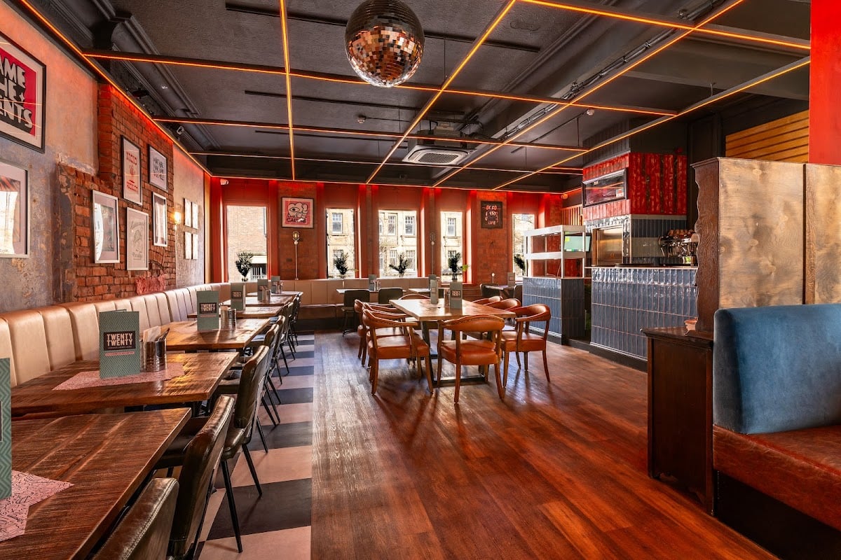 Twenty Twenty Bar Newcastle - Restaurant