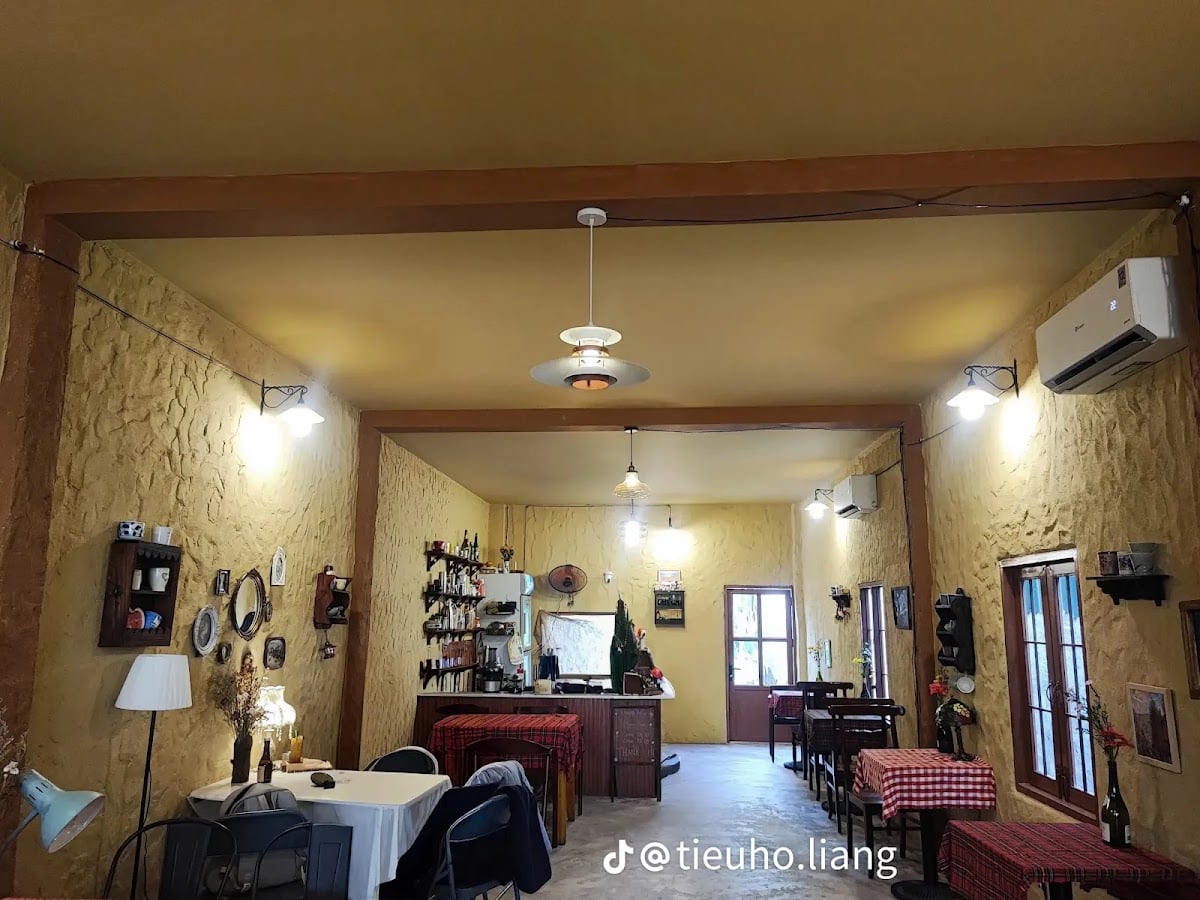 Một Chiếc Thơm Coffee