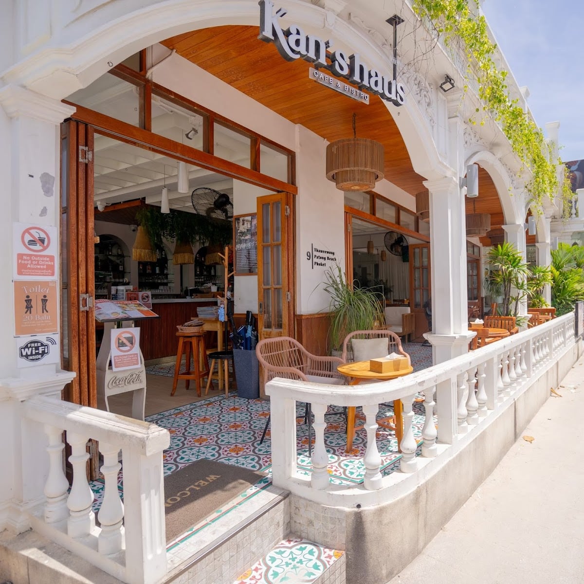 Kan's​ haus​ cafe and bistro